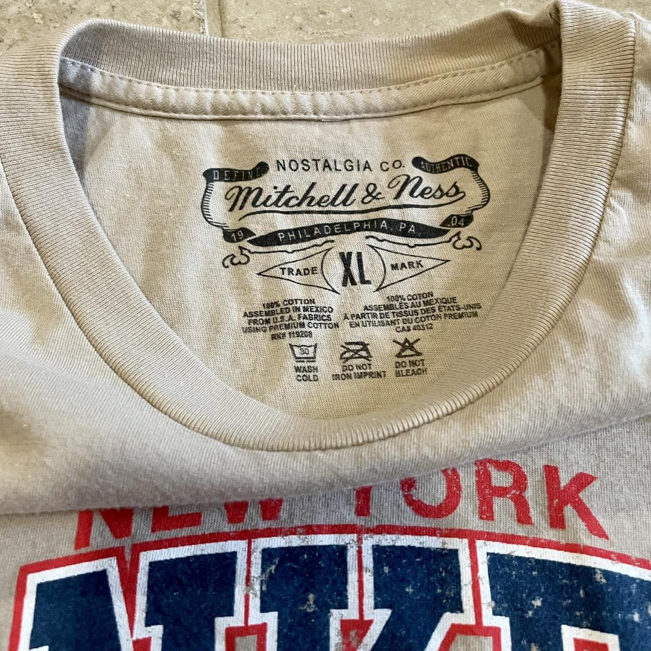 Vintage Yankees Tee Mitchell & Ness - Depop