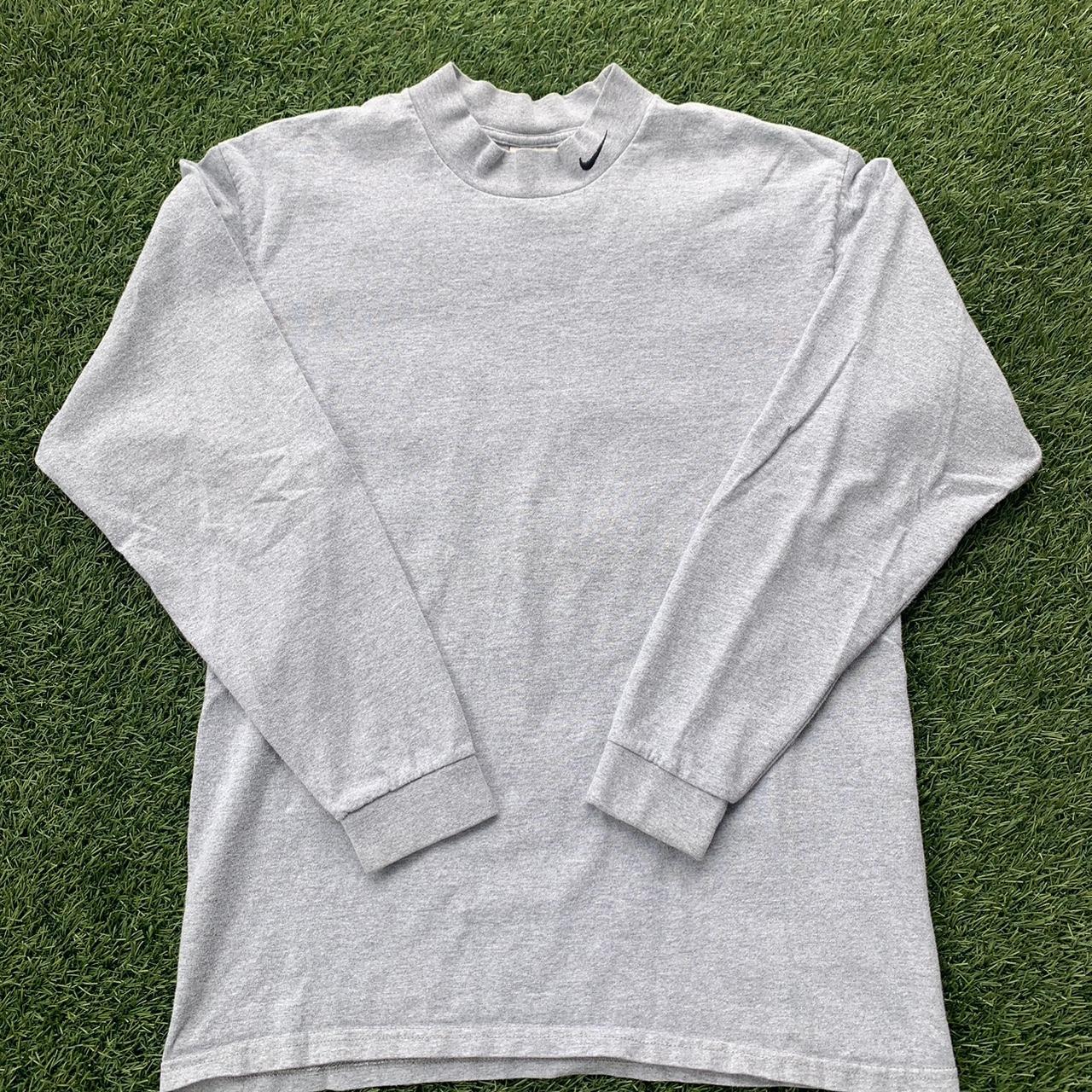 Nike Men's Grey T-shirt | Depop