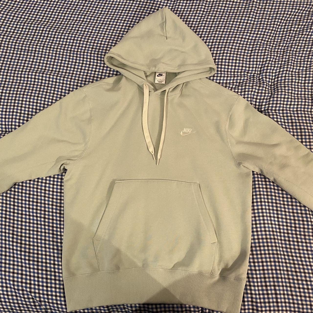 Men's Classic Fleece Pullover Hoodie Size M 100... Depop