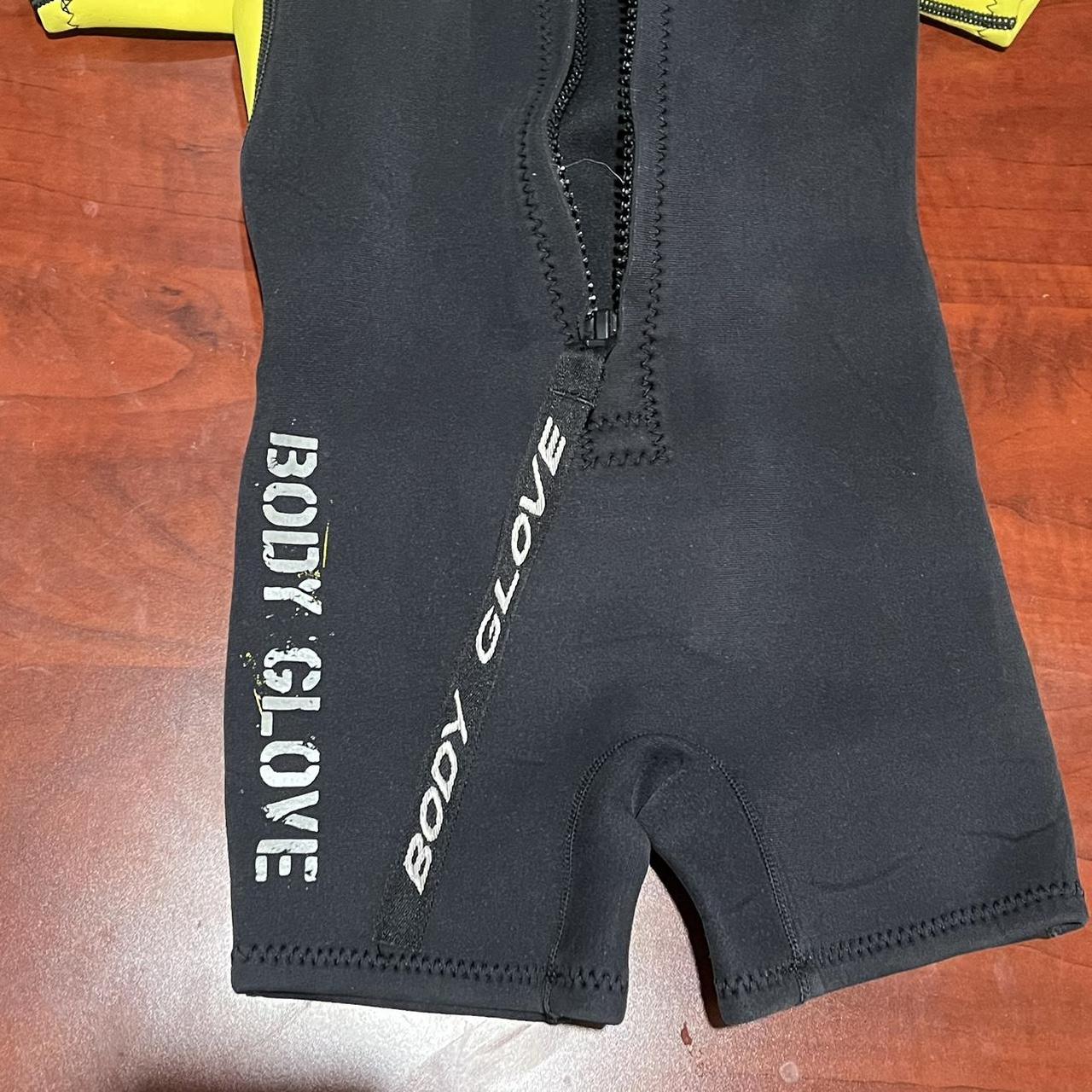 Children’s body glove wetsuit Size C2 Great... Depop