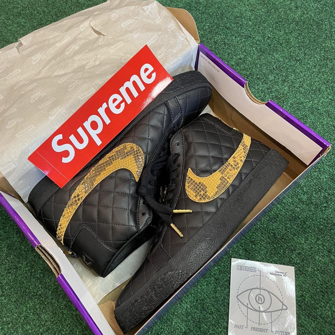 supreme blazer mid
