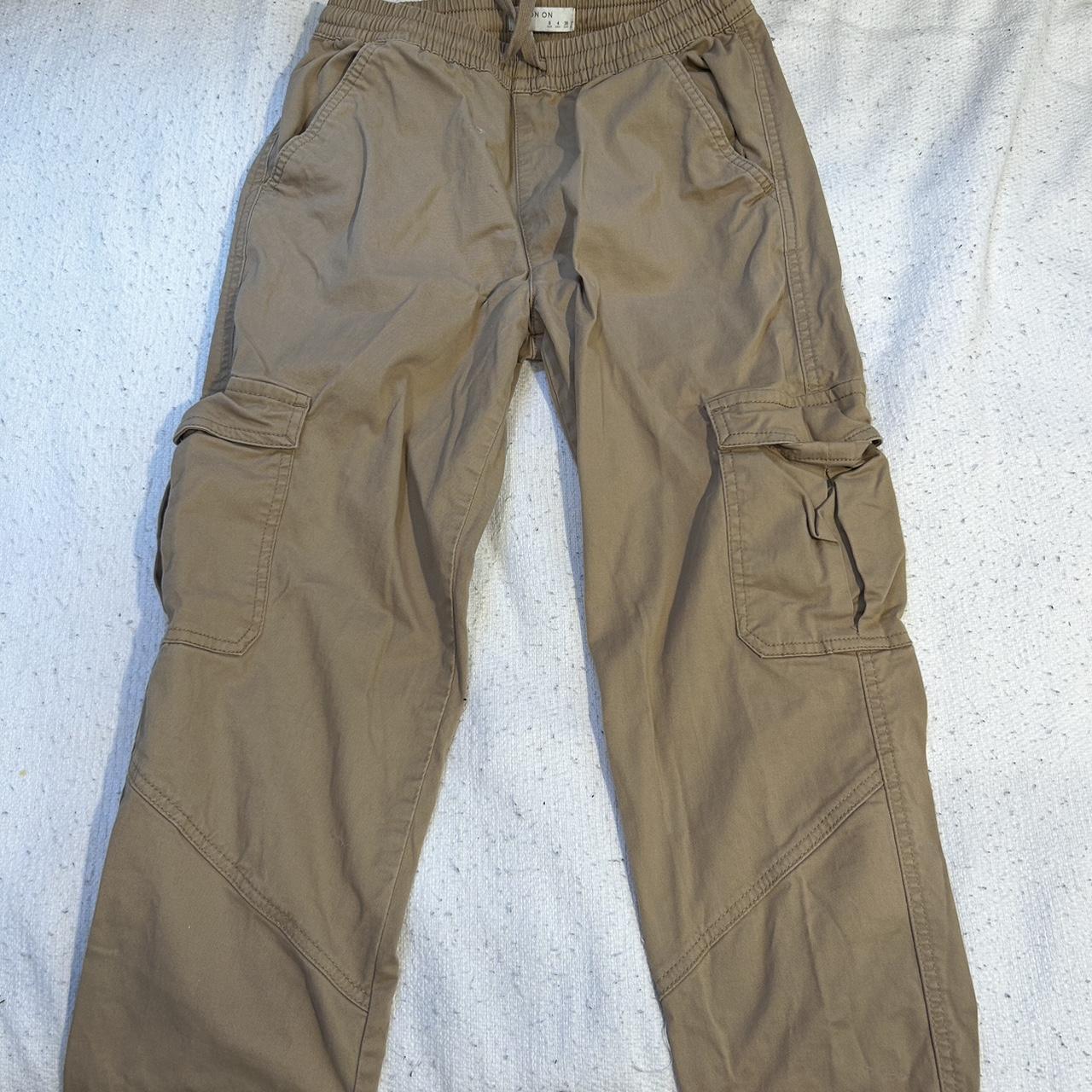 rare cotton on cargo pants🍁🪐 cute, basic, strechy,... Depop