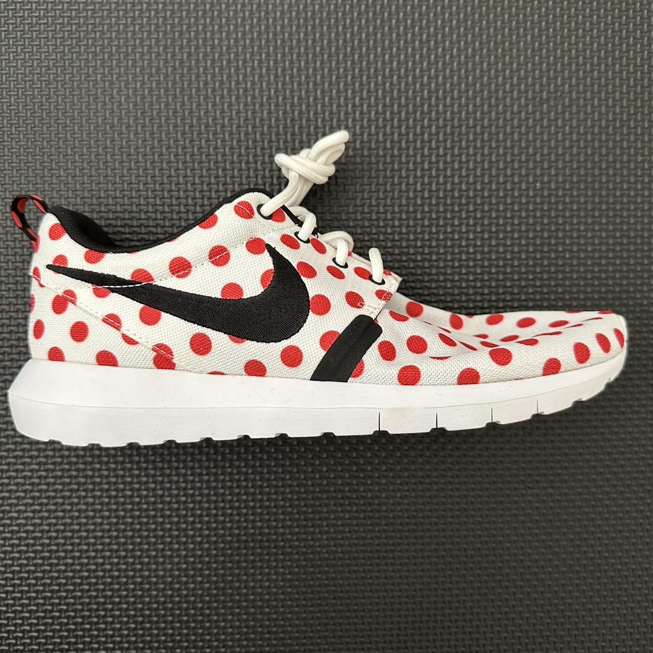 nike roshe polka dot red