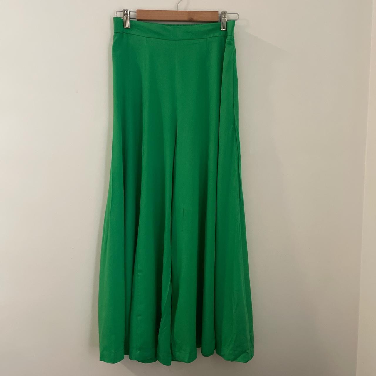 Wide Legged Green Pants Never worn. Forgot to... - Depop
