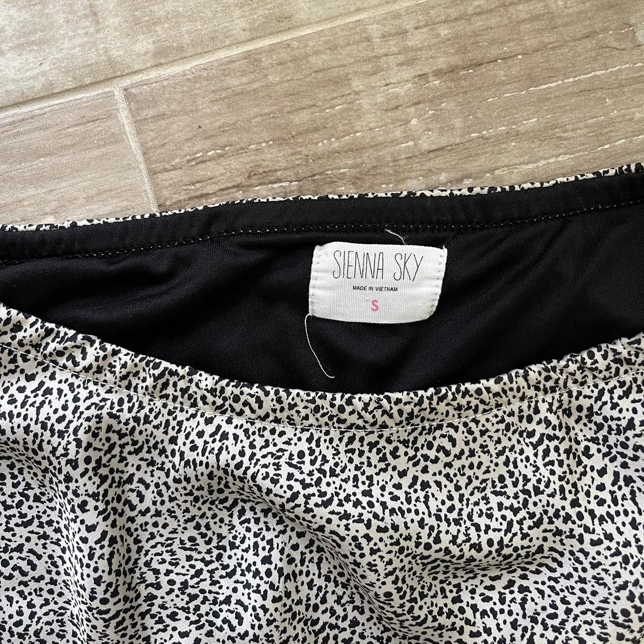 cheetah print midi skirt 🫧 size S 🫧 in amazing... - Depop