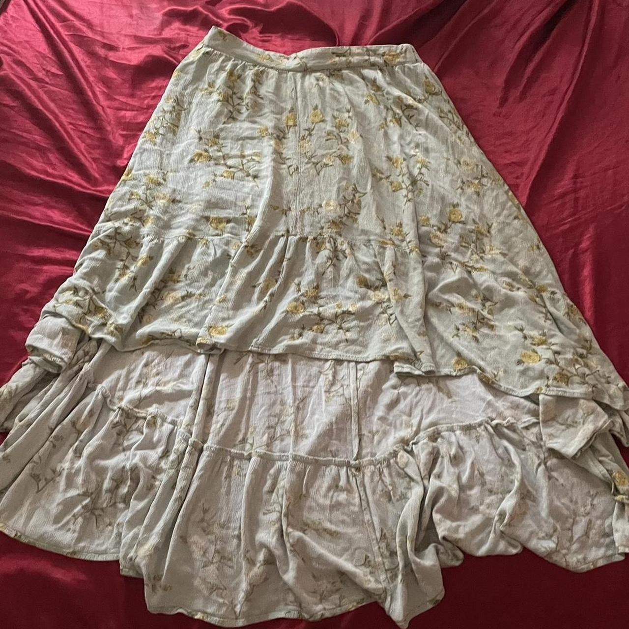 Tiered float maxi skirt, a summer favorite 🤩 - Depop