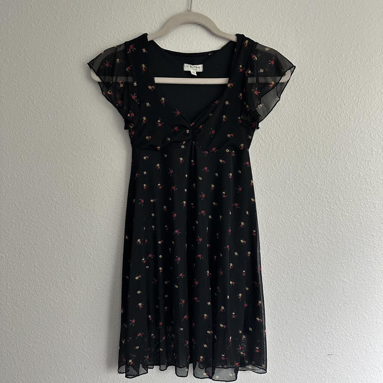 item listed by emilymerrickk
