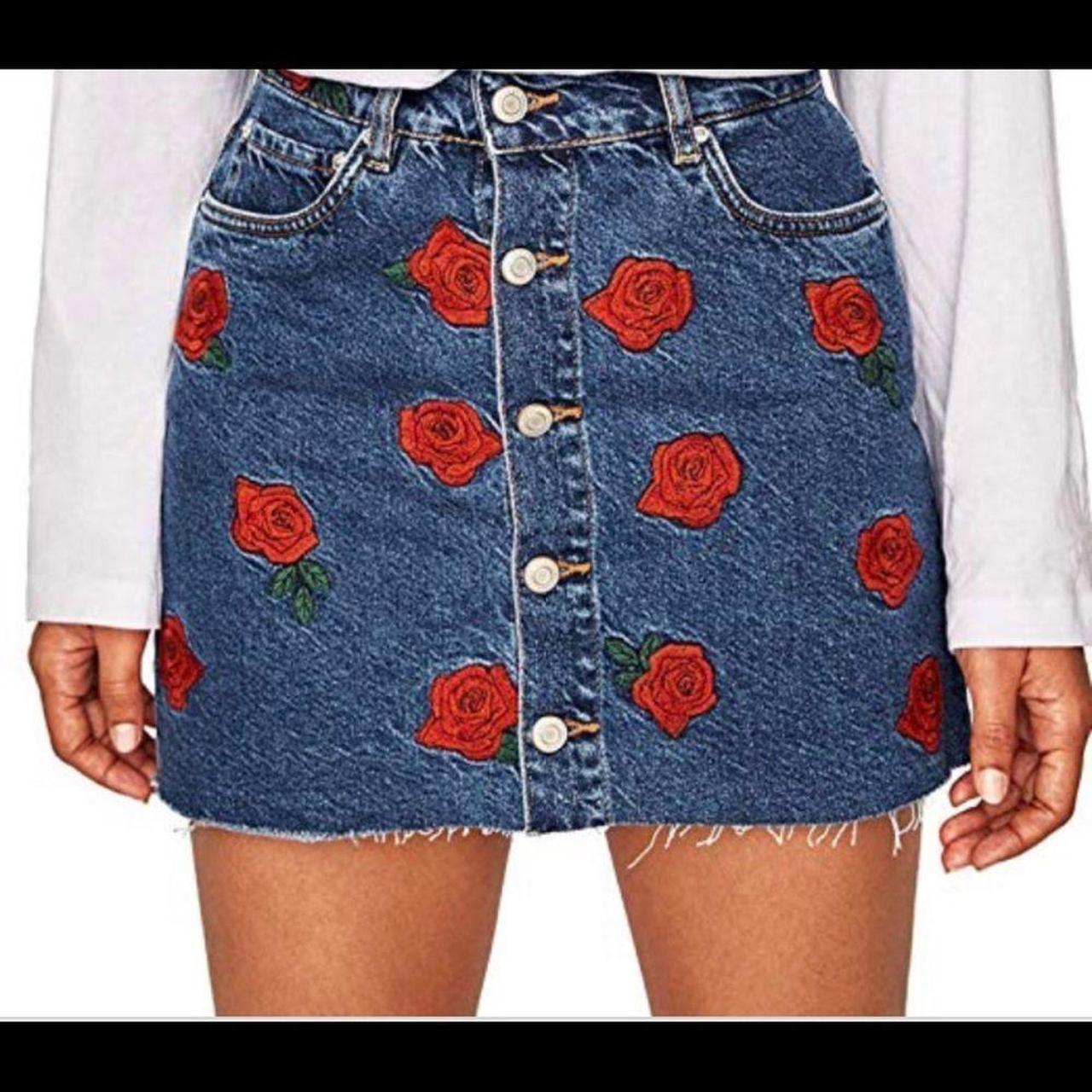 Denim skirt with embroidered roses 5 pockets Belt... - Depop