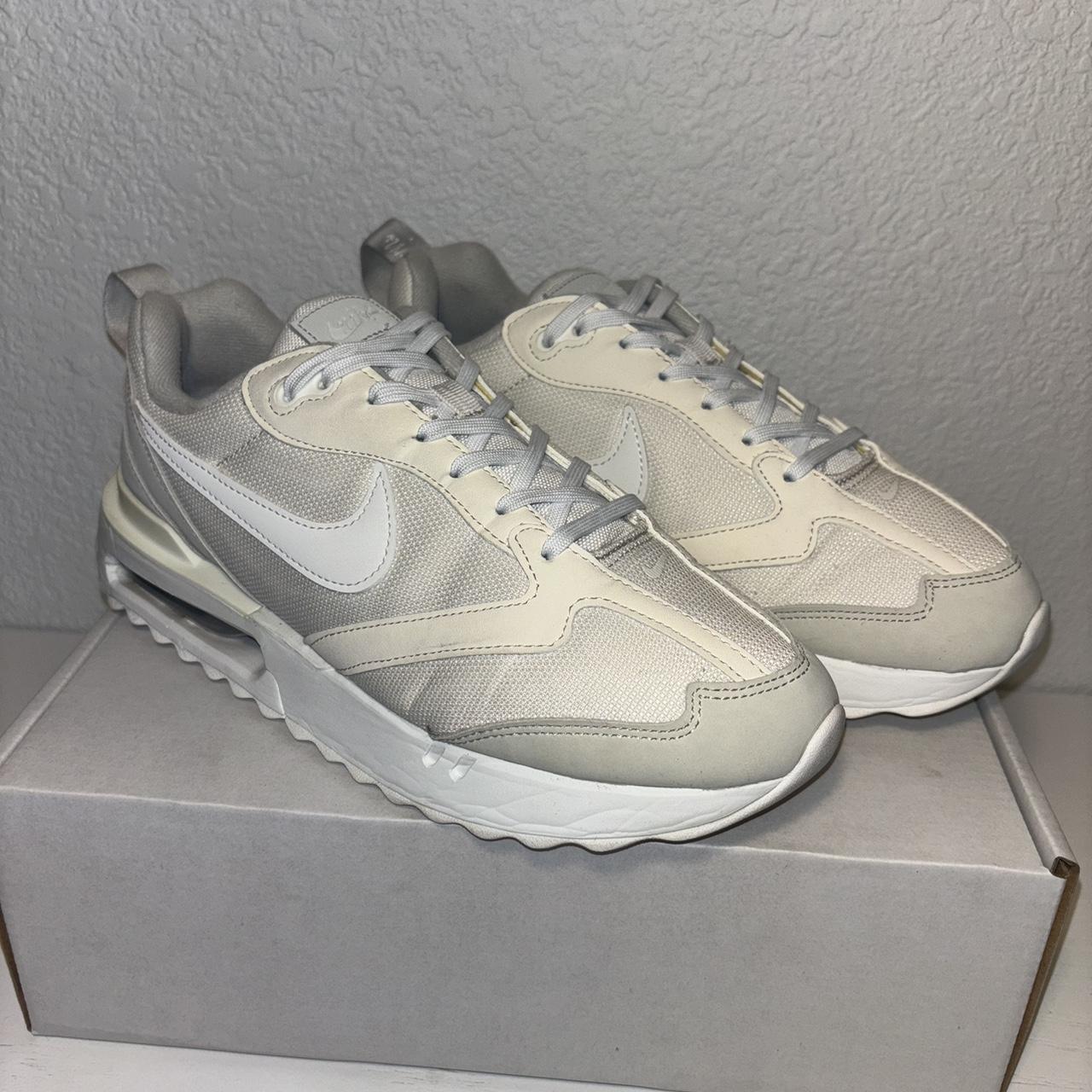 nike phantom sneakers womens