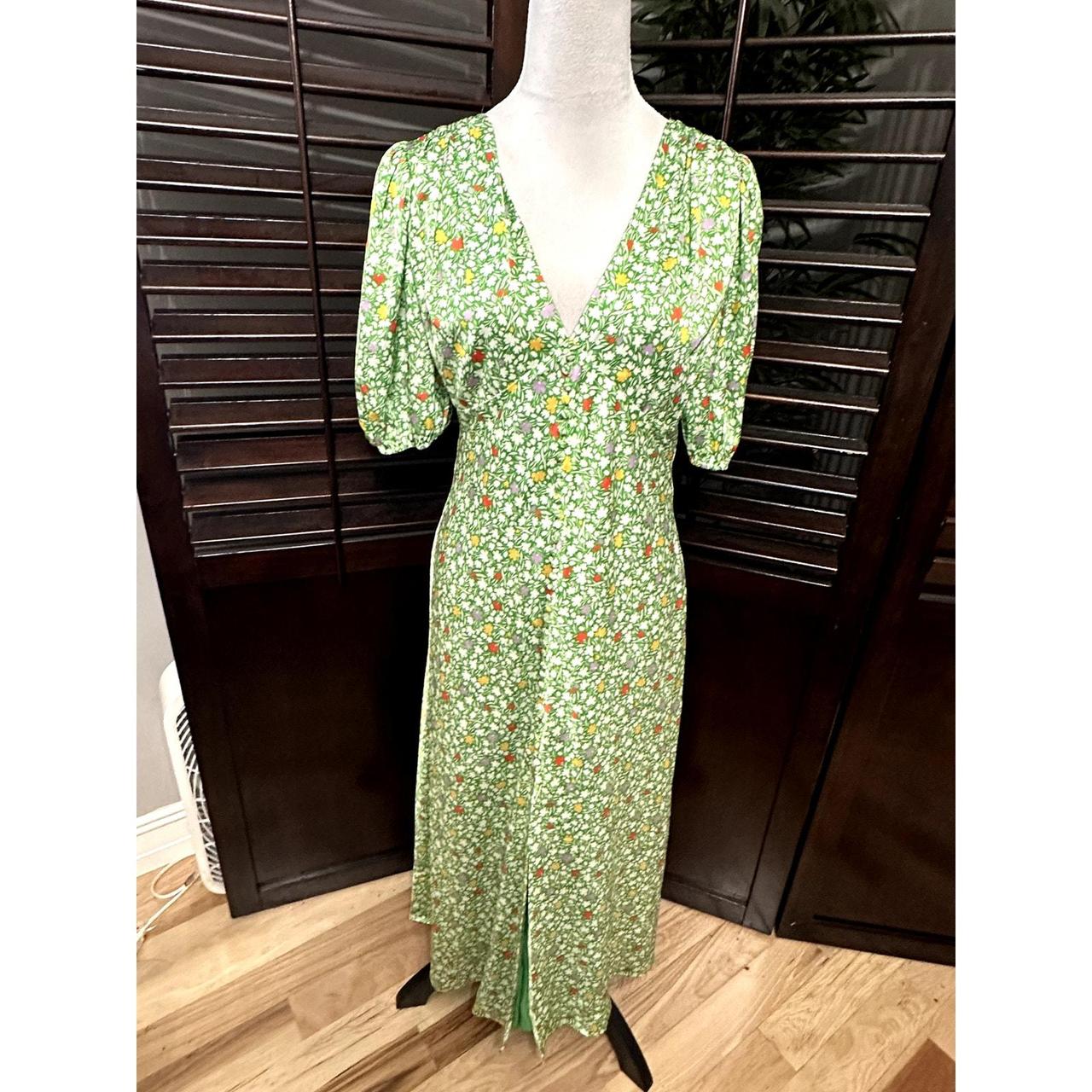 Alexia Admor Women's Lorelei Bubble Sleeve Green... - Depop