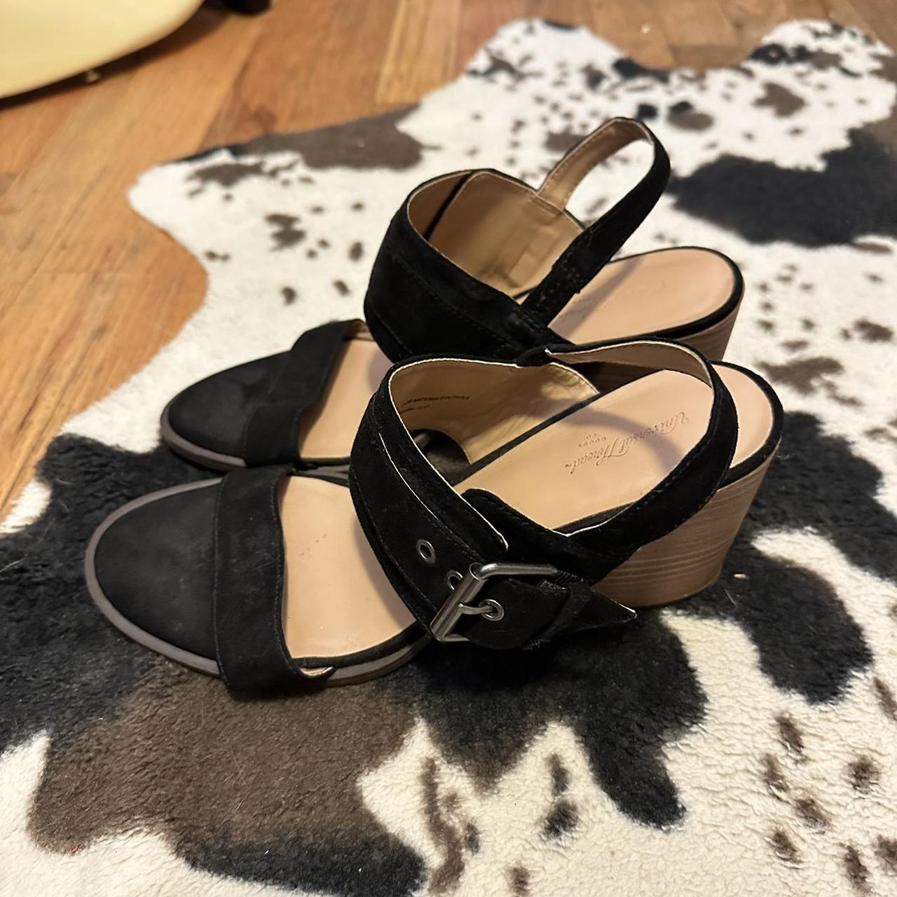 Target Women's Black Sandals | Depop