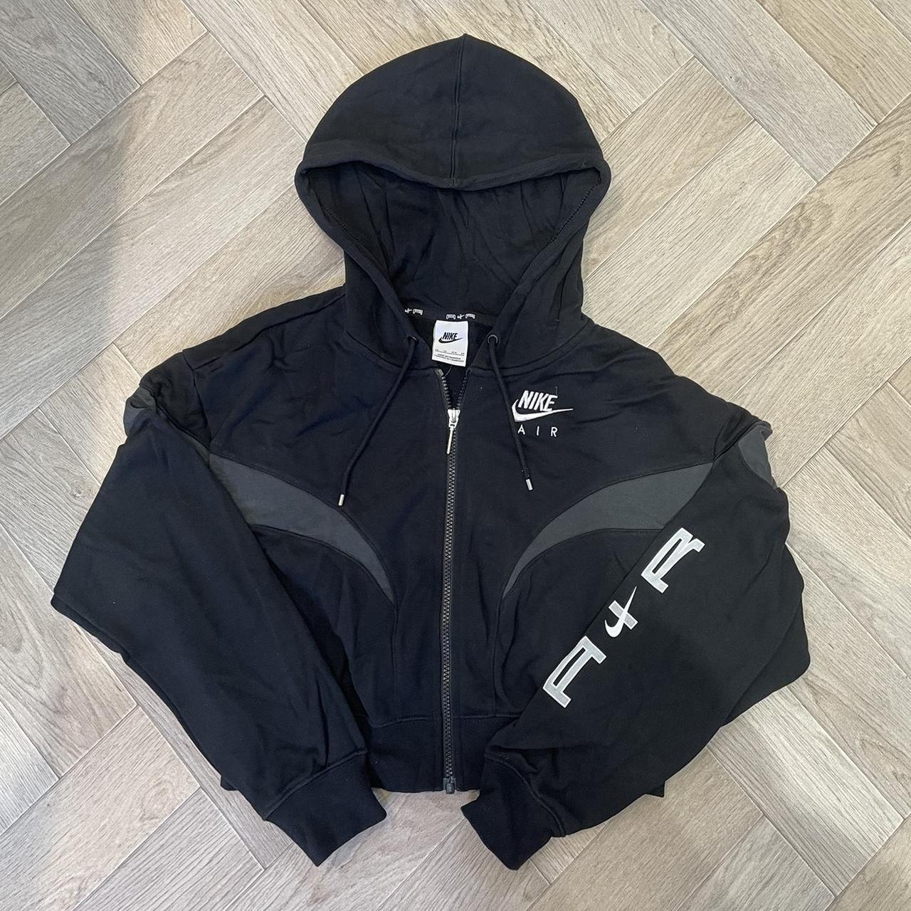 Nike air cropped zip online through jacket in black