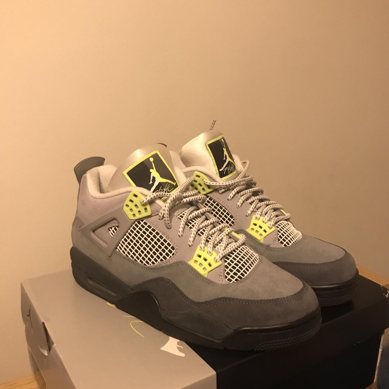 black 4s jordans