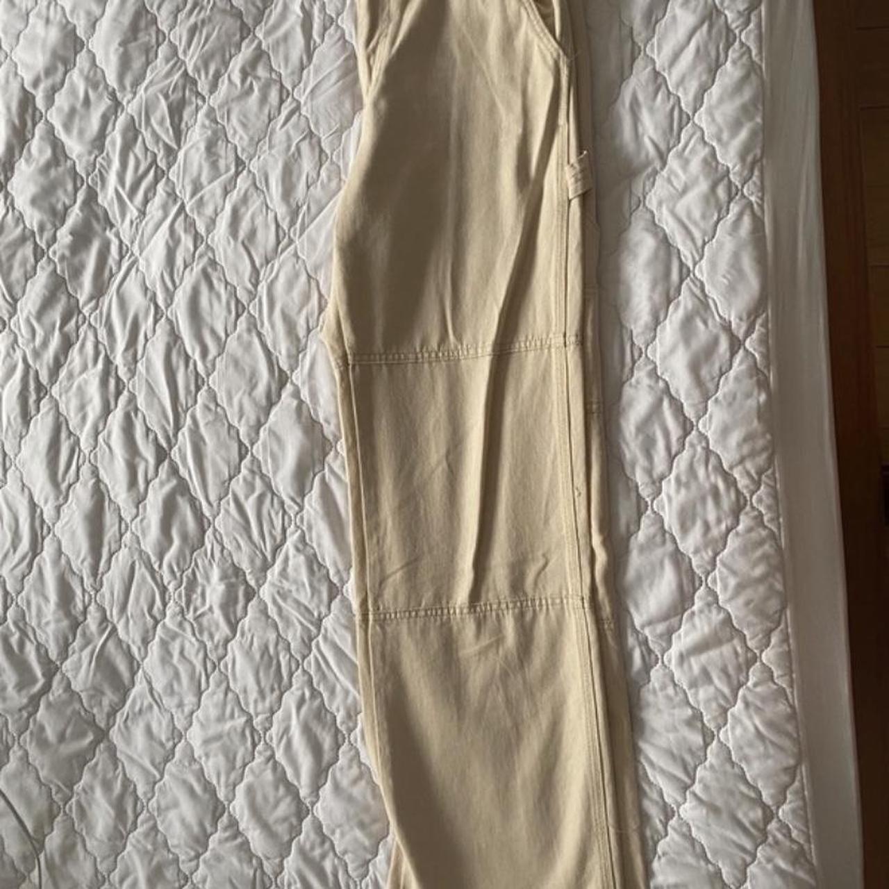 Tan cargos Butt hugging Very flattering - Depop