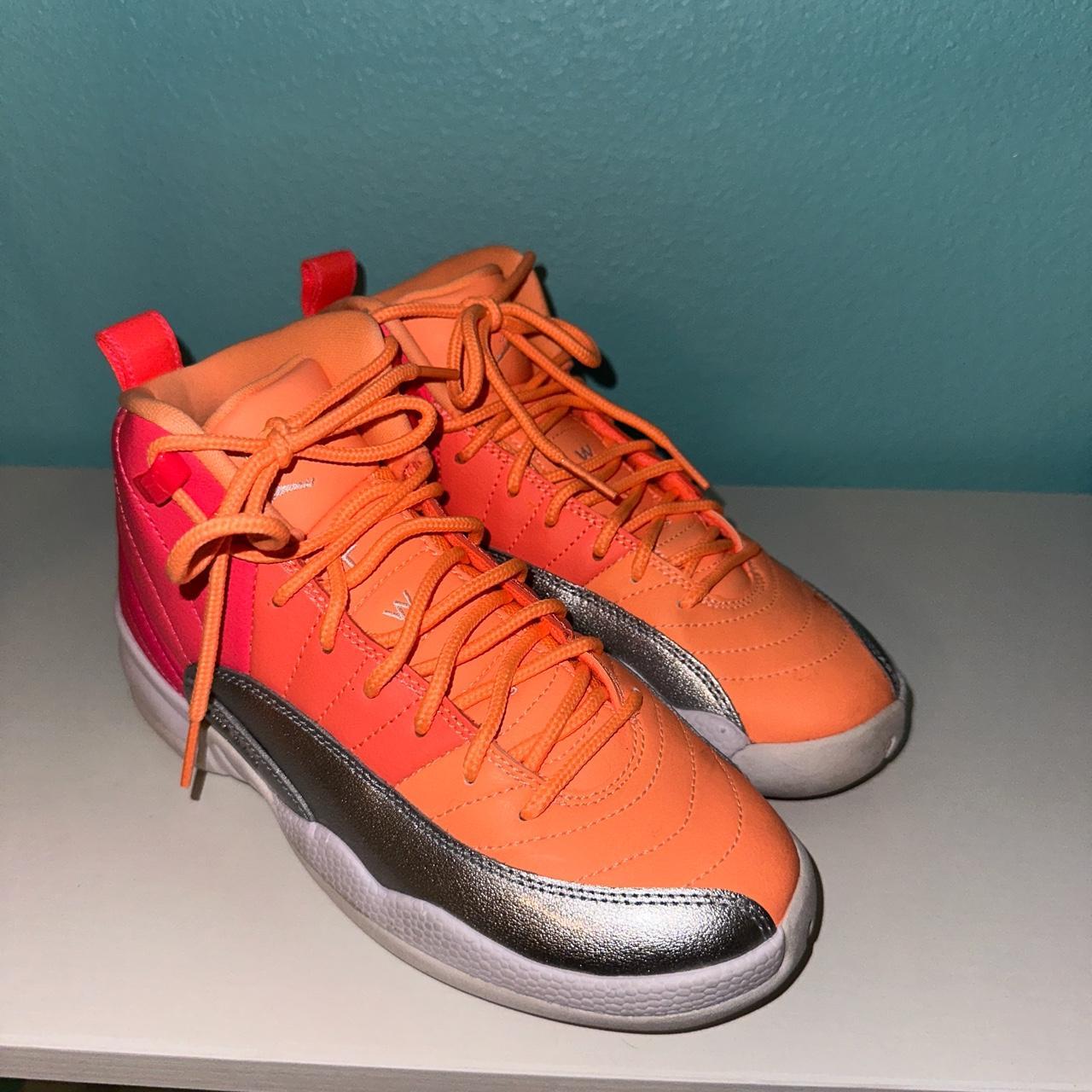 Top Nike Air Jordan Retro 12 GS Sunrise Size 5Y