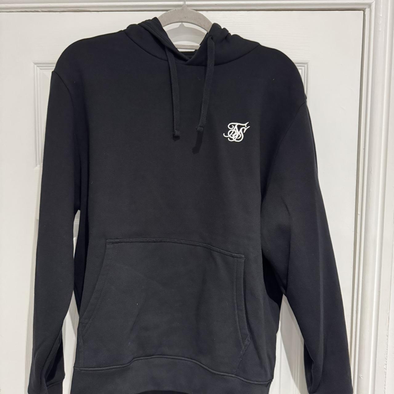 item listed by logan_matip
