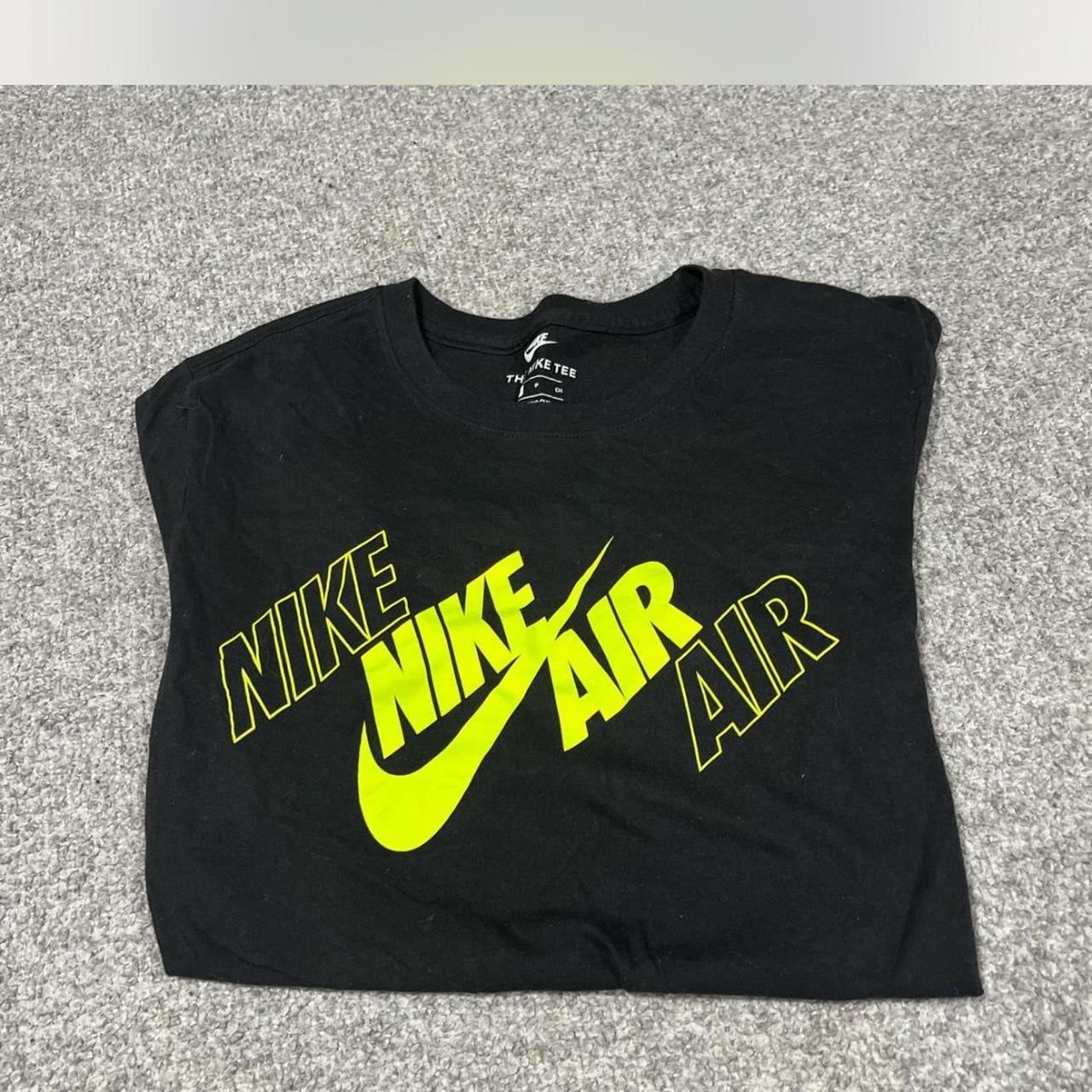 Black and yellow nike shirt hotsell