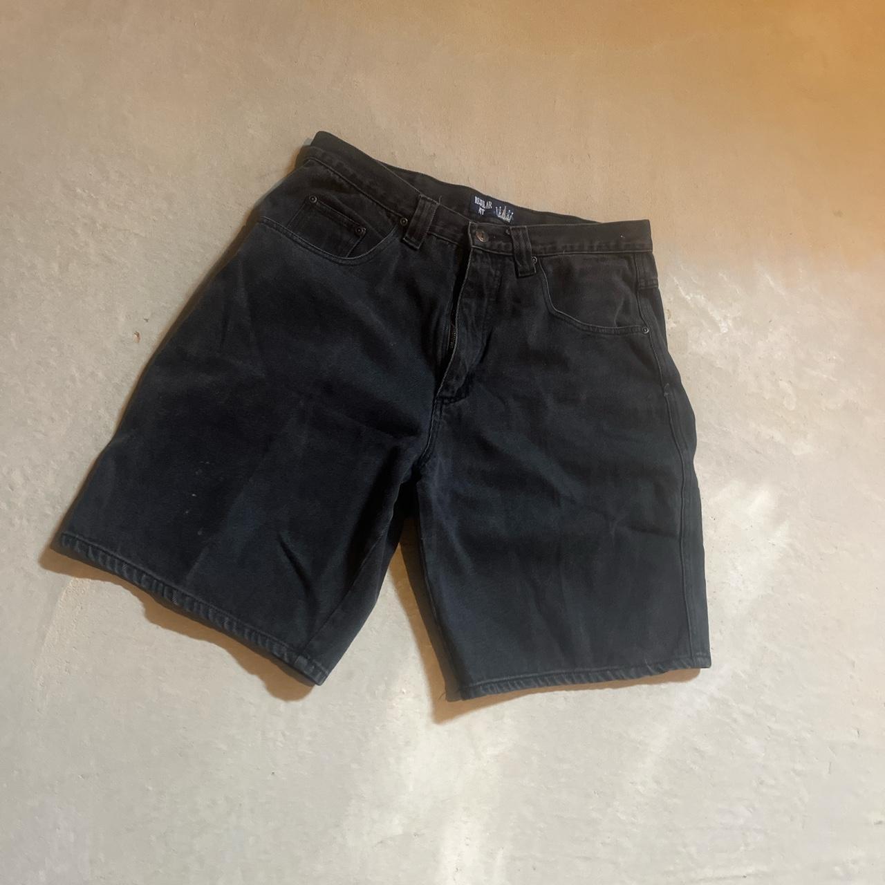 Vintage y2k Baggy black jorts size 30 loose fit... - Depop