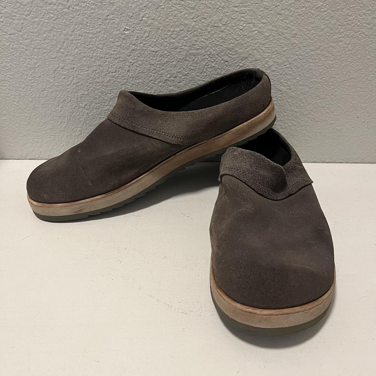 Merrell suede hot sale clogs