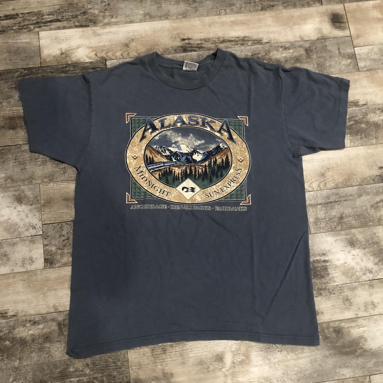 Vintage Y2K Alaska Nature Graphic Tee Shirt Size... - Depop