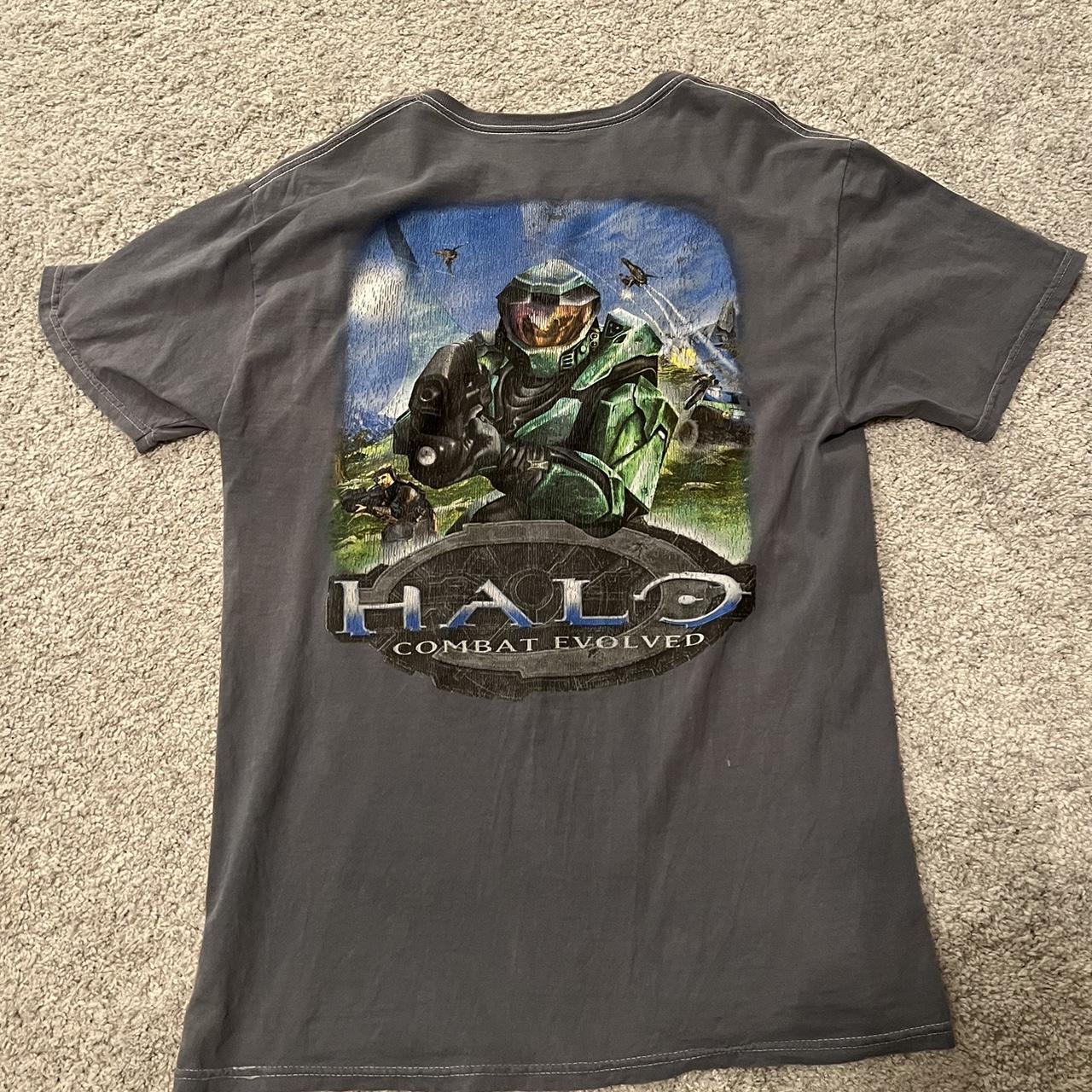 Halo Combat Evolved shirt looks grey in the picture... - Depop
