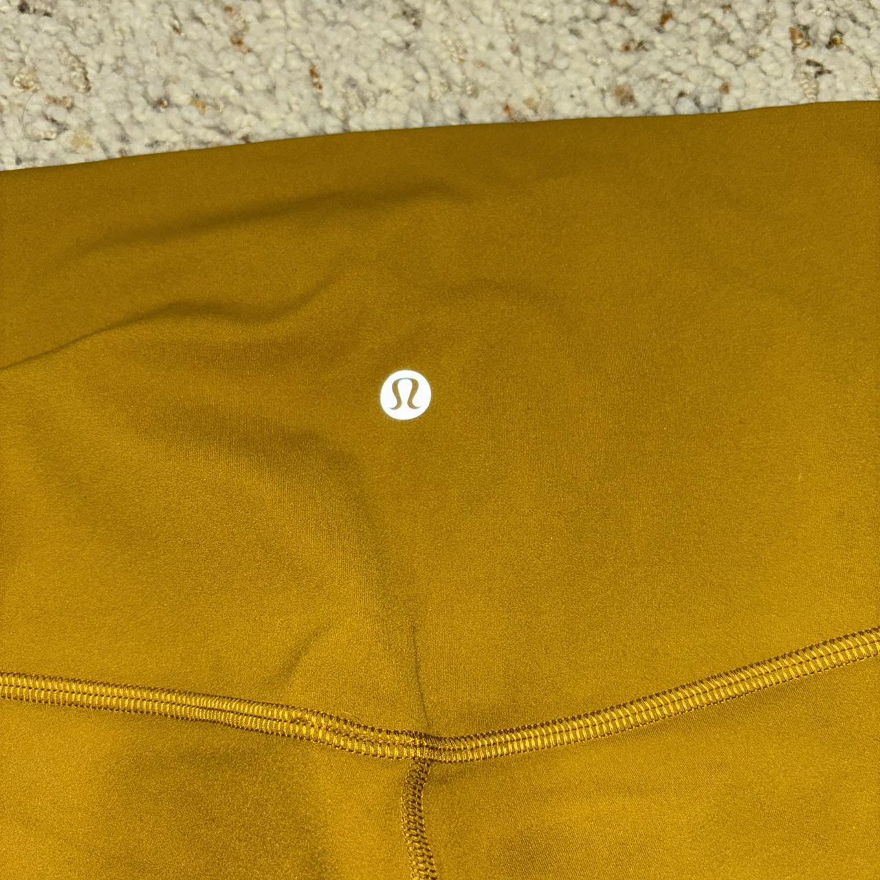 Lululemon Align Super High Rise Short *10 Brier - Depop