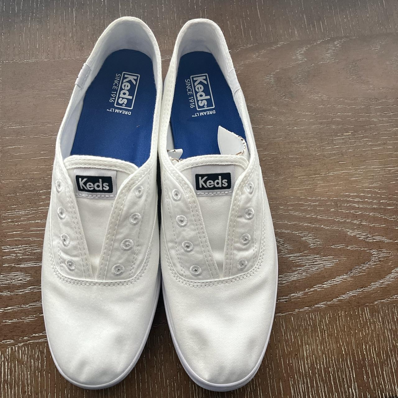 No best sale lace keds