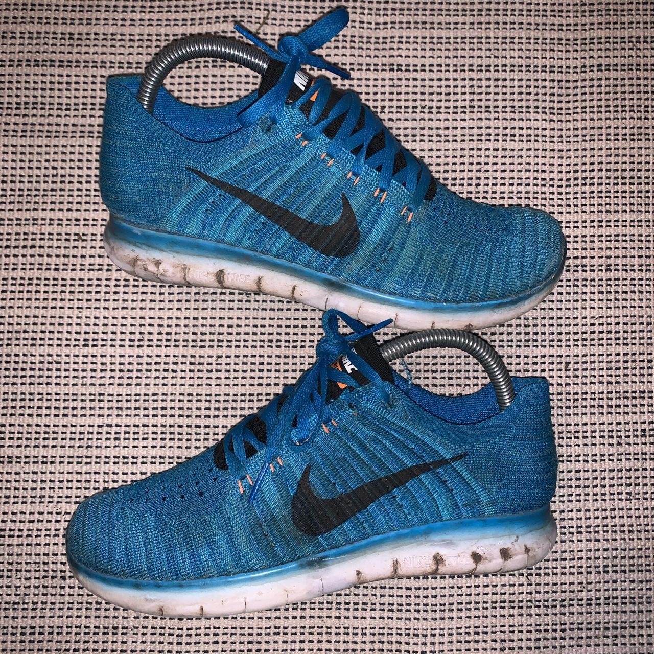 flyknit nike trainers womens