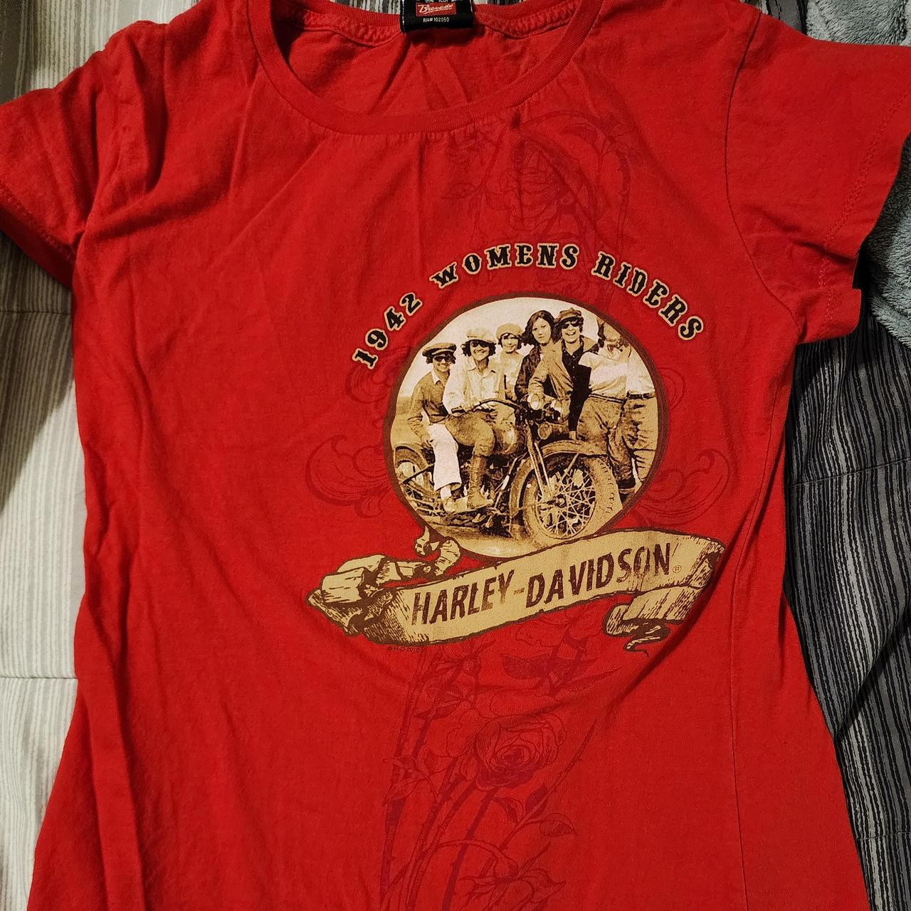Harley Davidson Women's Red Tshirt Depop