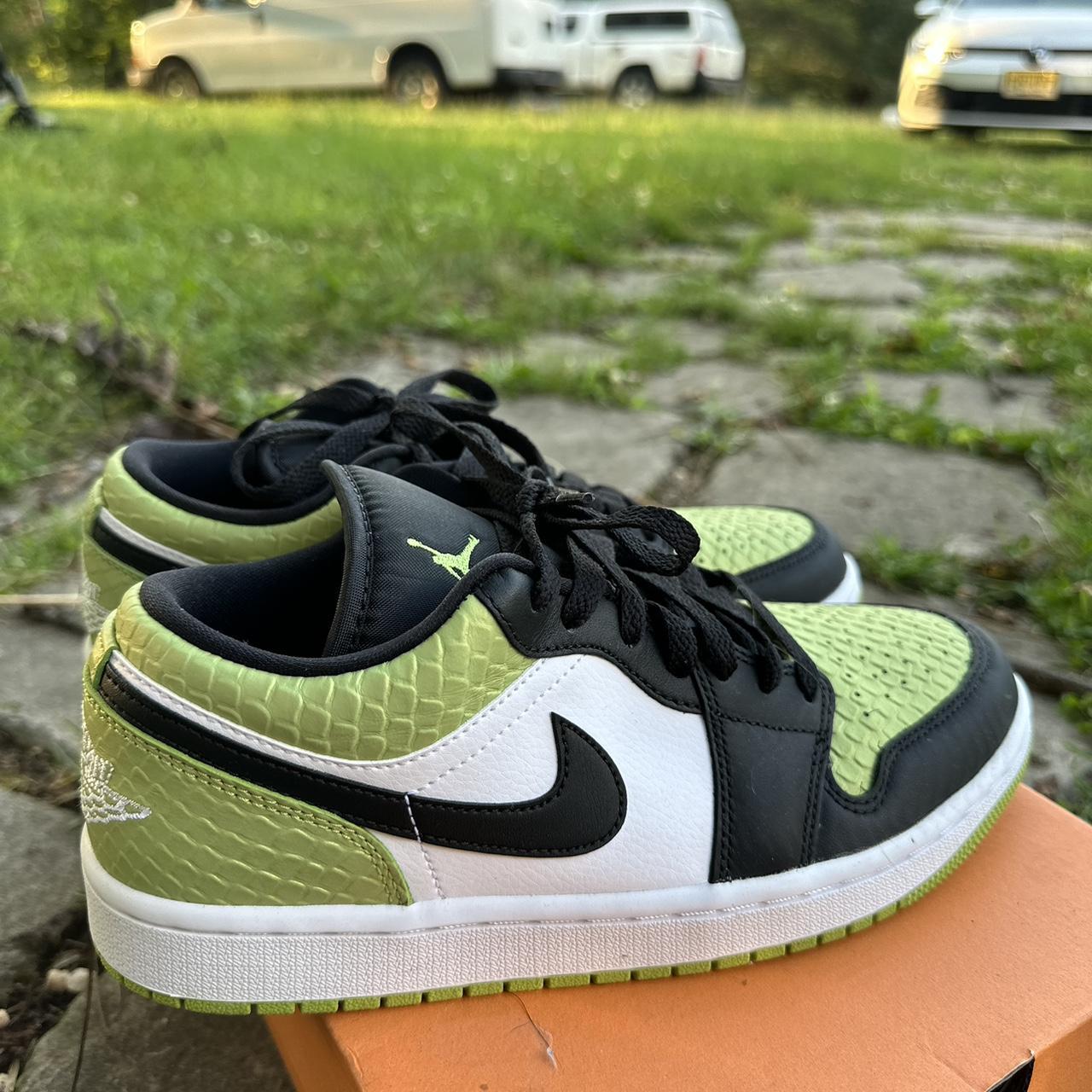 NWT Nike Air Jordan 1 Low Snakeskin Vivid Green | Depop