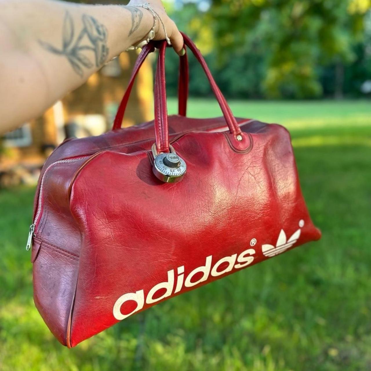 70s fashion adidas gym bag