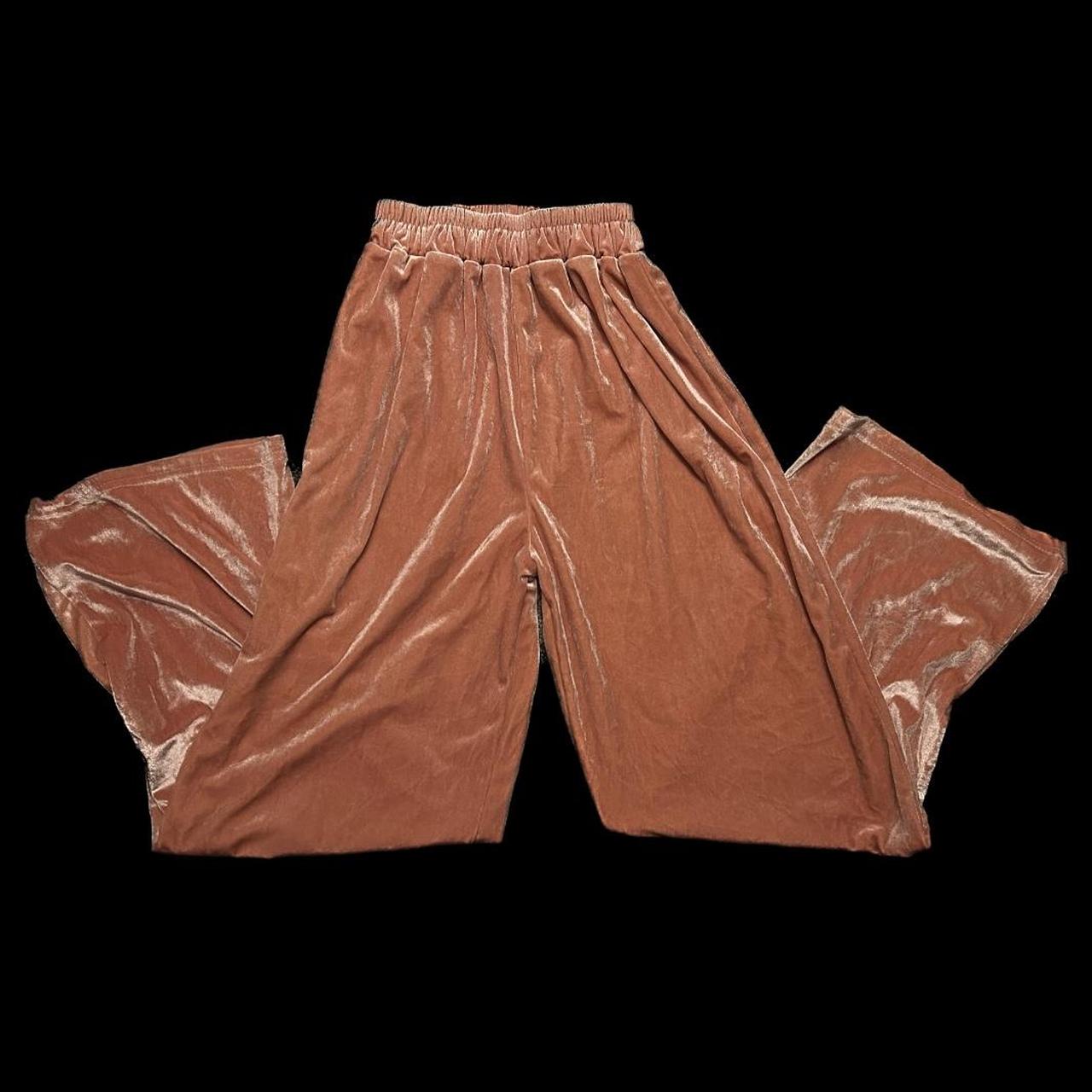 Vera wang vintage brown flared pants. Very comfy, - Depop