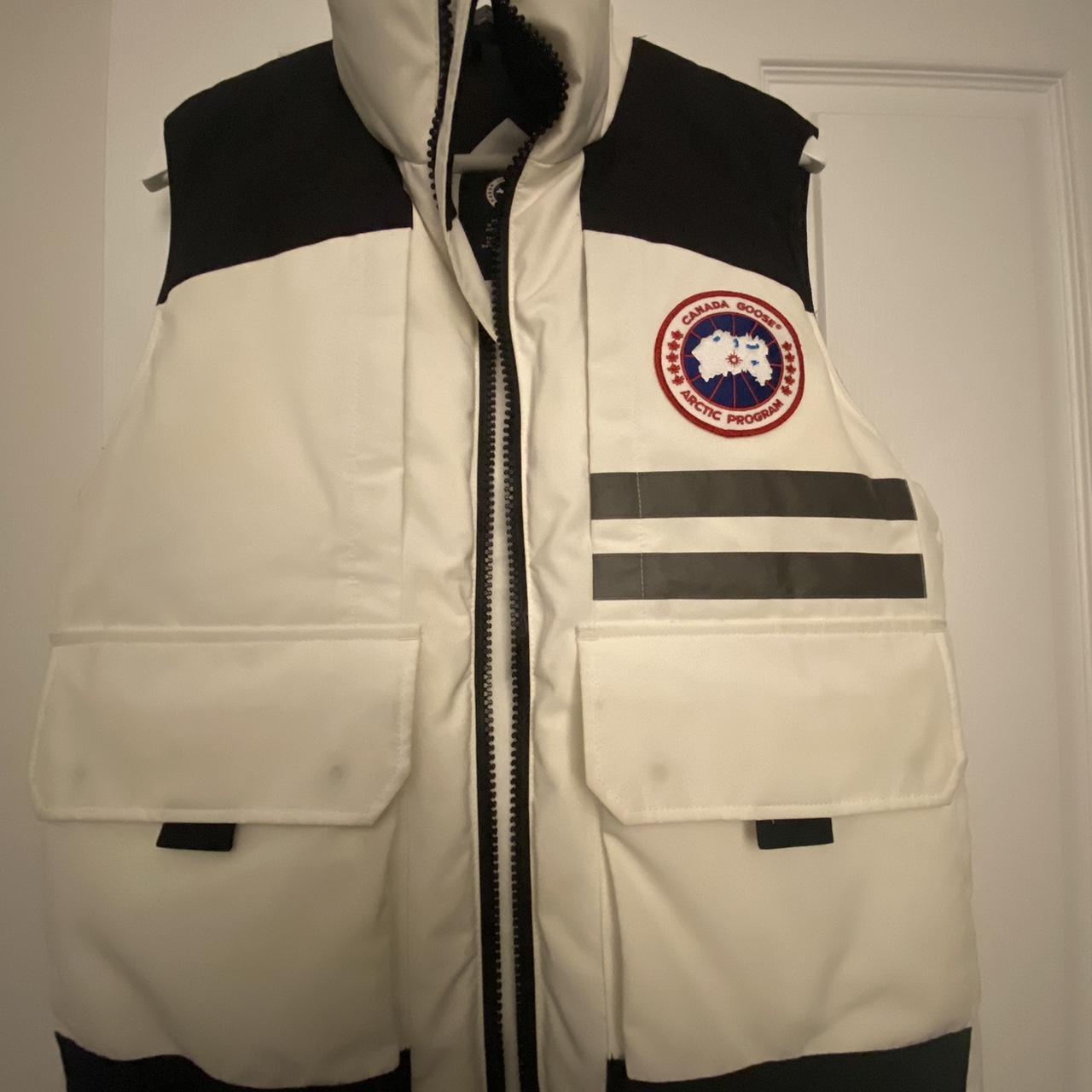 Canada goose gilet cream best sale