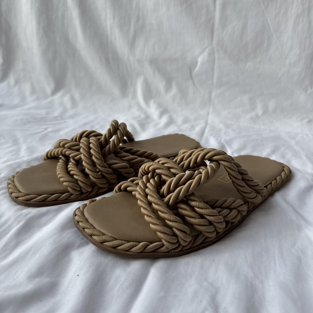 item listed by ryarasribeiro