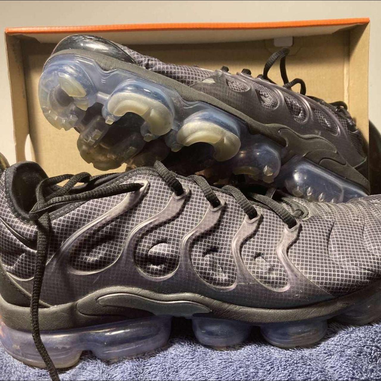 Vapormax plus black hot sale grey purple