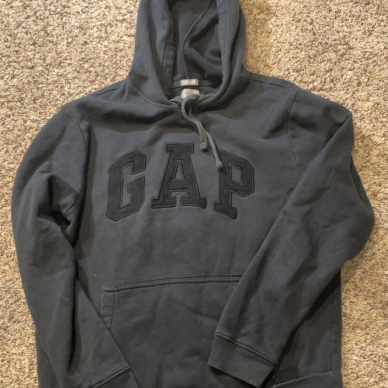 Gap hoodie Men’s S #gap #thrift #Small #mens #black - Depop