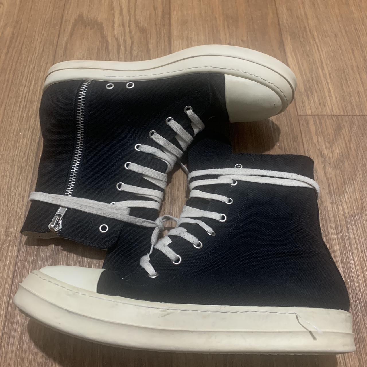 Rick owens ramone highs Signs of use and... - Depop