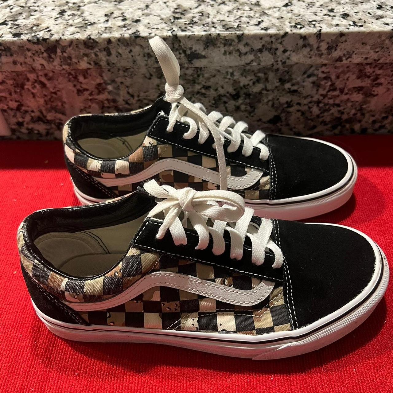 Vans Old Skool checkerboard camo pattern. Minor