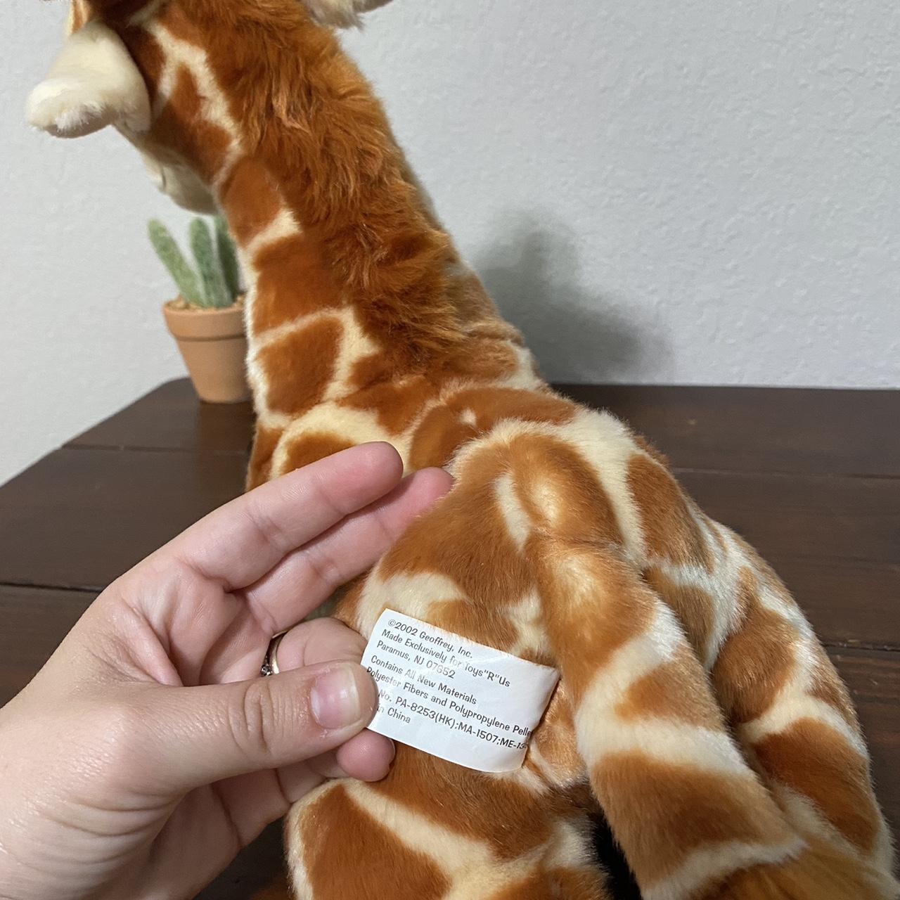 Stuffed giraffe cheap toys r us