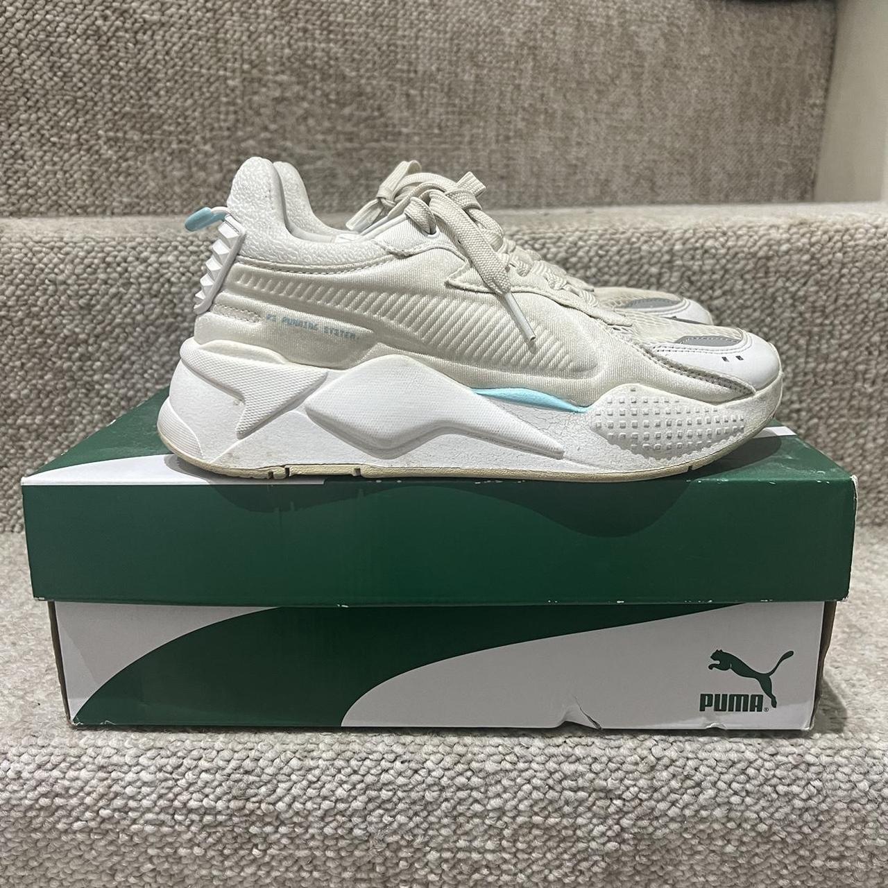 White PUMA RS X size 4