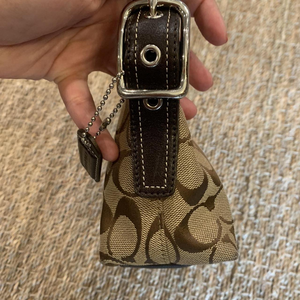 高速配送 Baguette Demi Coach Y2K Depop | with Baguette Coach Purse ギター