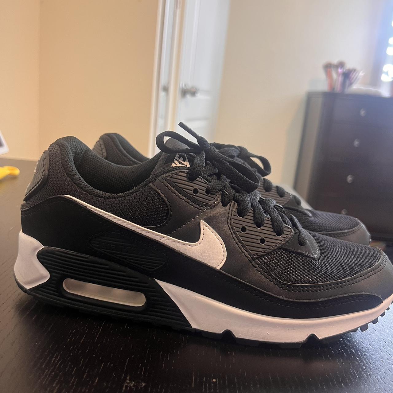 Nike air max 90 Size 9.5 women’s In great... - Depop