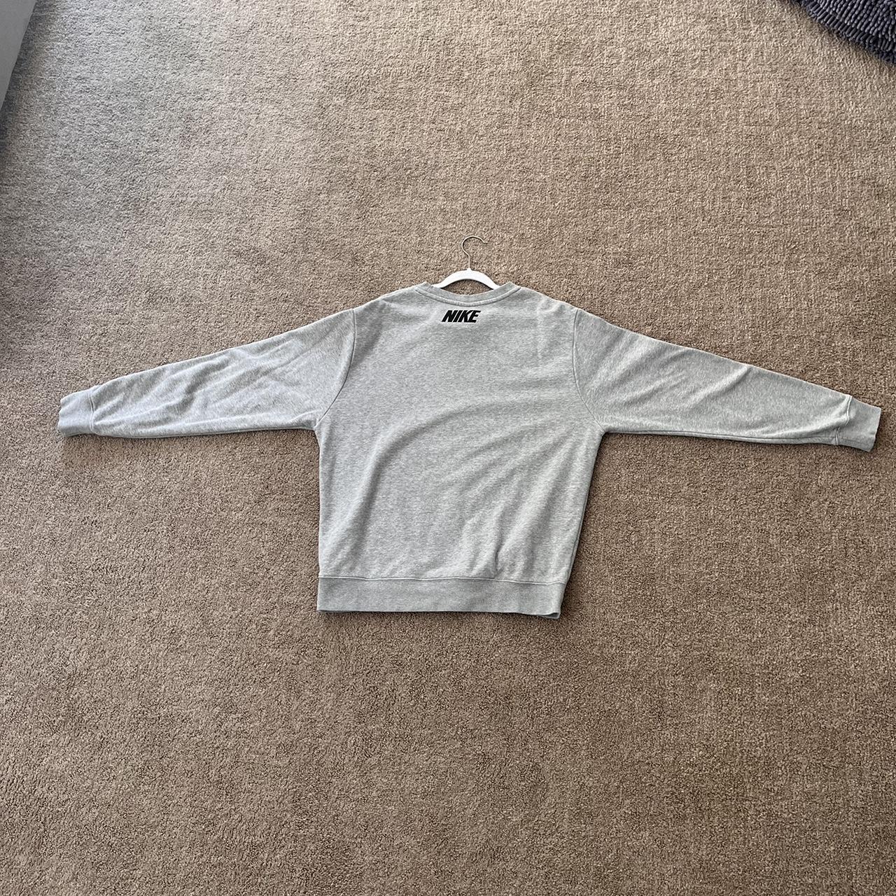 mens gray nike sweatshirt