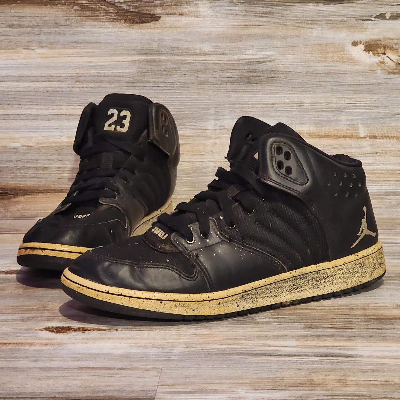 Jordan 1 flight fashion 4 black and gold