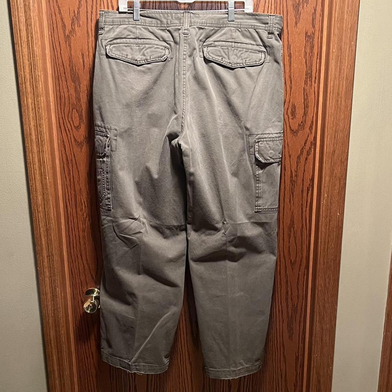 Old Navy Cargos. Tagged size 40x32 but the inseam... Depop