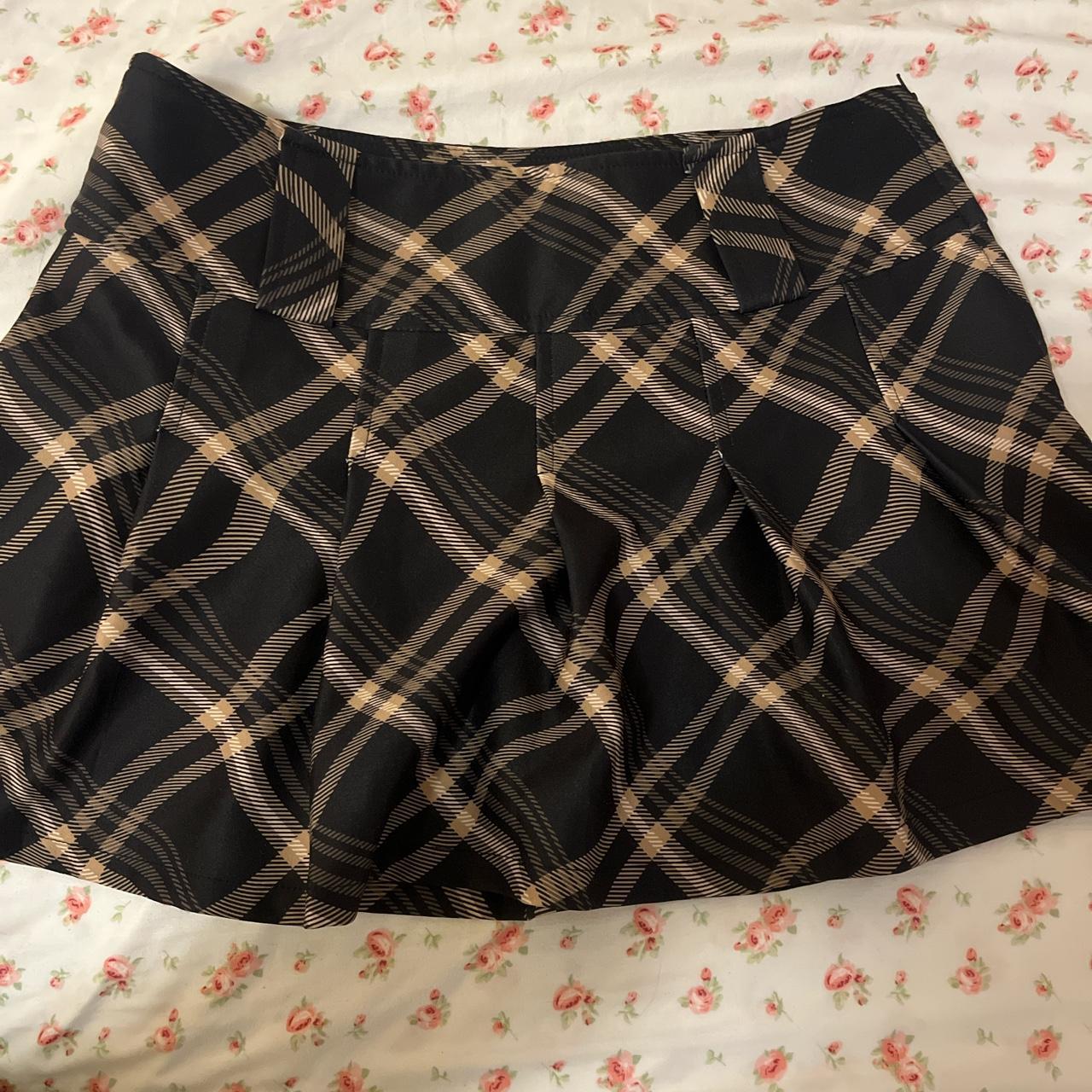 Plaid hotsell skirt depop