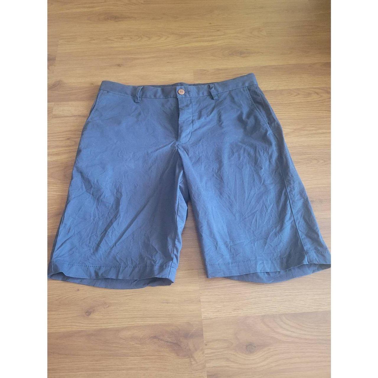 Tommy Bahama men's flat front Chino style shorts.... - Depop