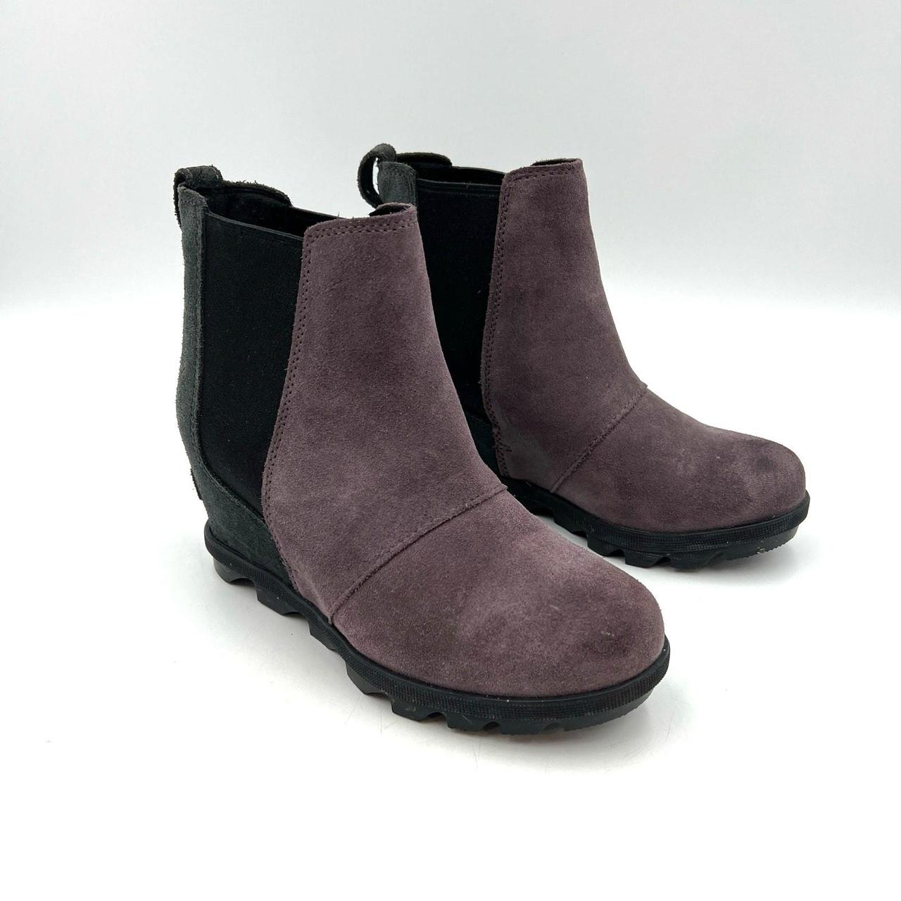 Joan of arctic clearance wedge ii chelsea boot