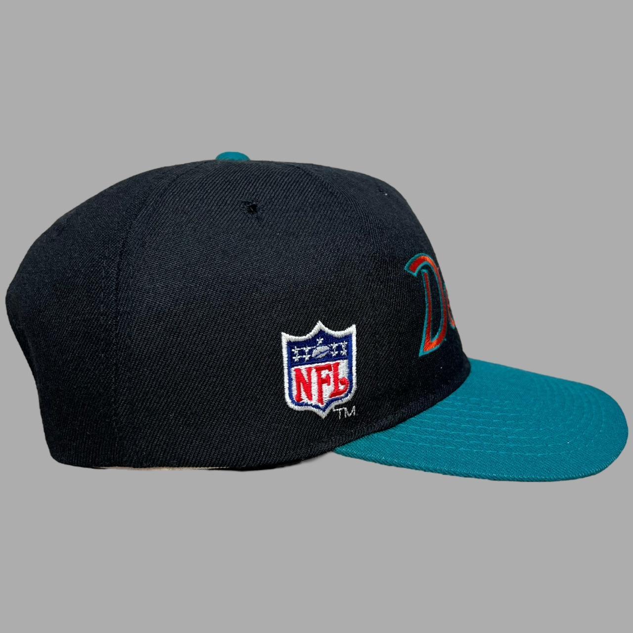 Sports Specialties, Accessories, Vintage 9s Miami Dolphins Sports  Specialties Black Dome Script Snapback Hat