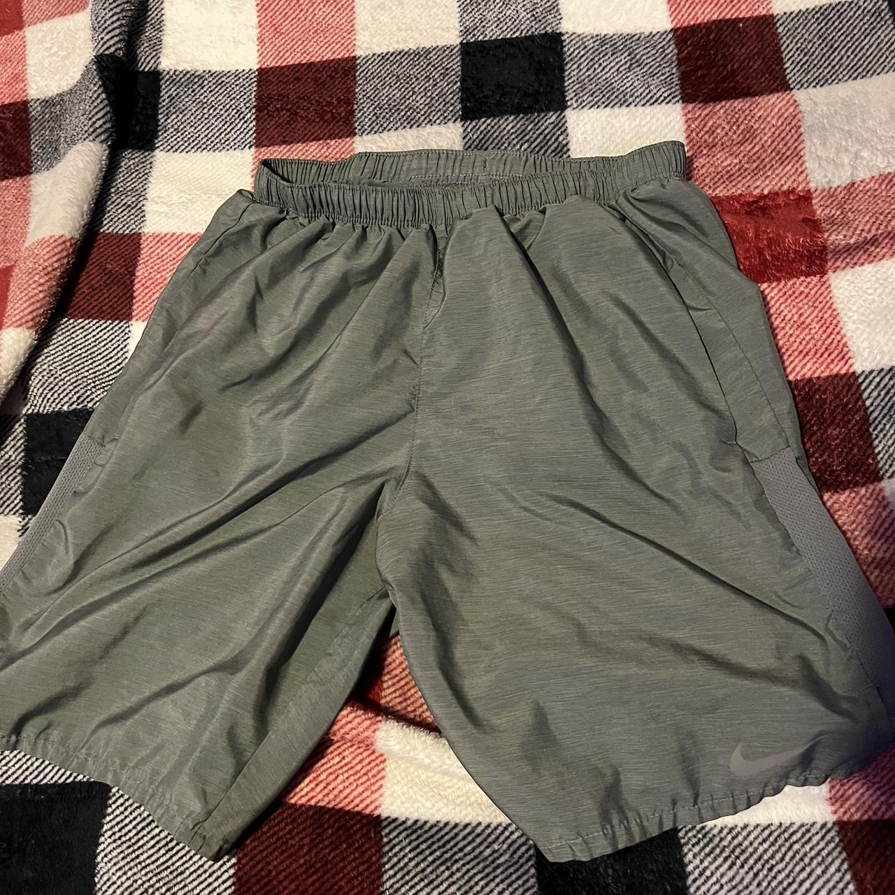 mens nike running shorts grey